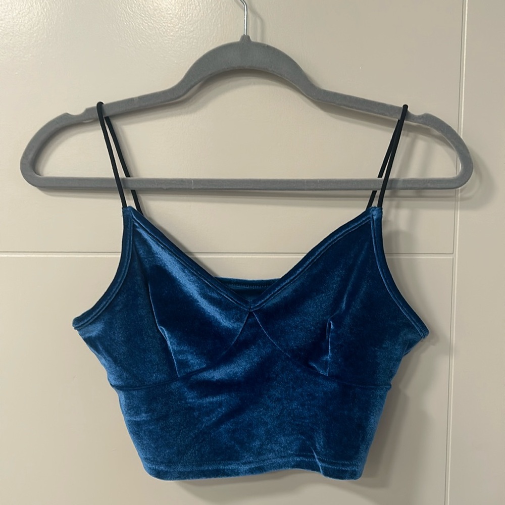 Cropped tank